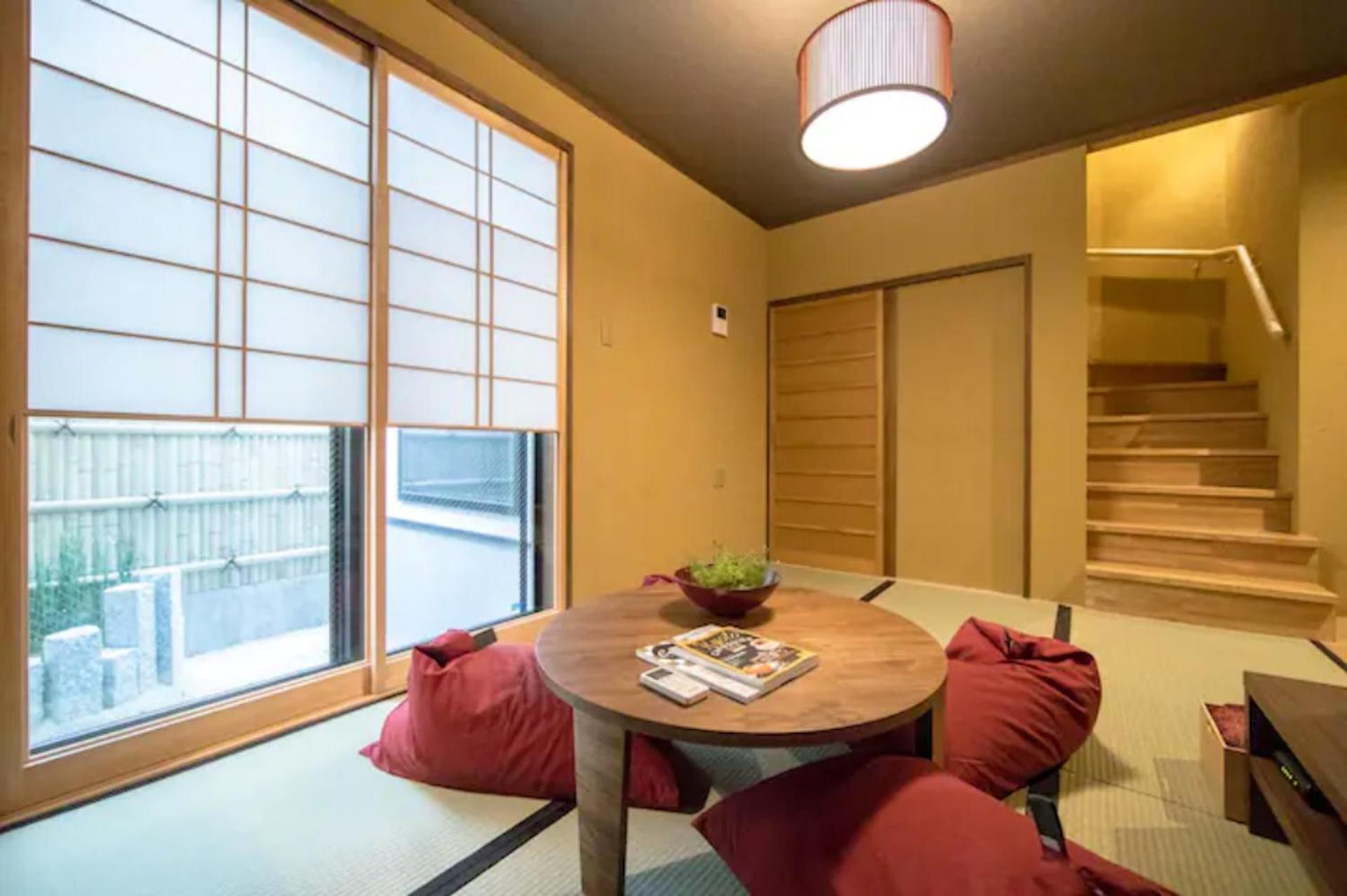 No,10 House - Vacation 60714v